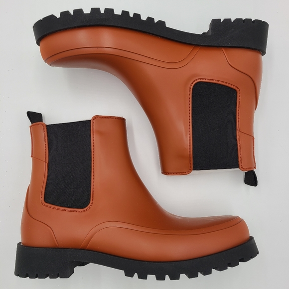 Bernardo Addison Rain Woman Ankle Boots Amber PVC Brown Red Size 10 New in box - Picture 3 of 11